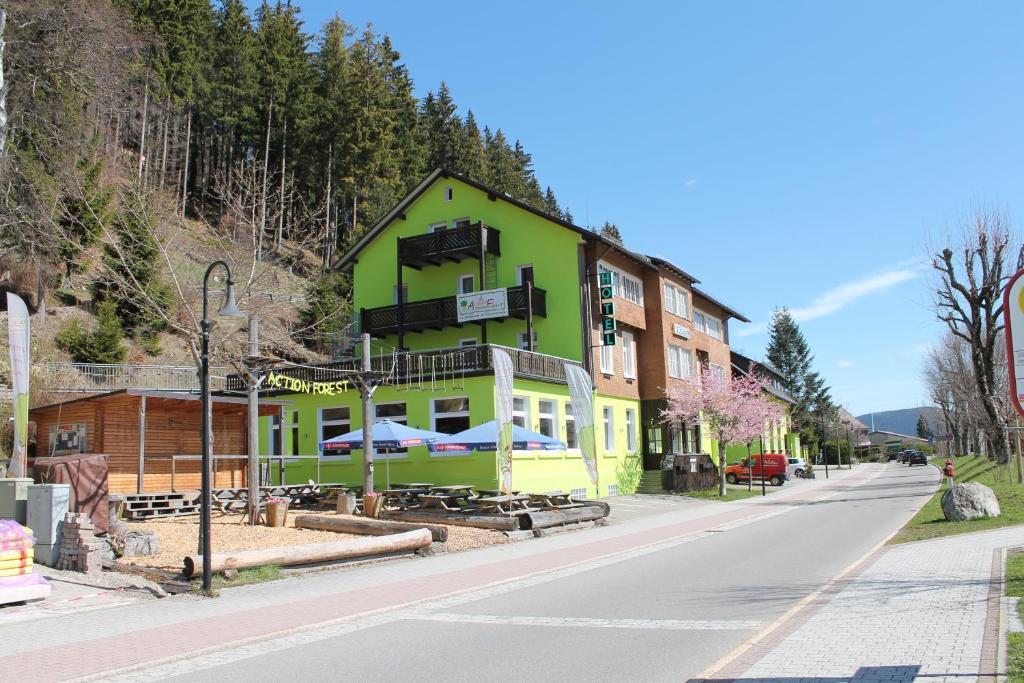 Action Forest Hotel - Kletterwald - Lasertag - Naehe Badeparadies Тітізе-Нойштадт Екстер'єр фото